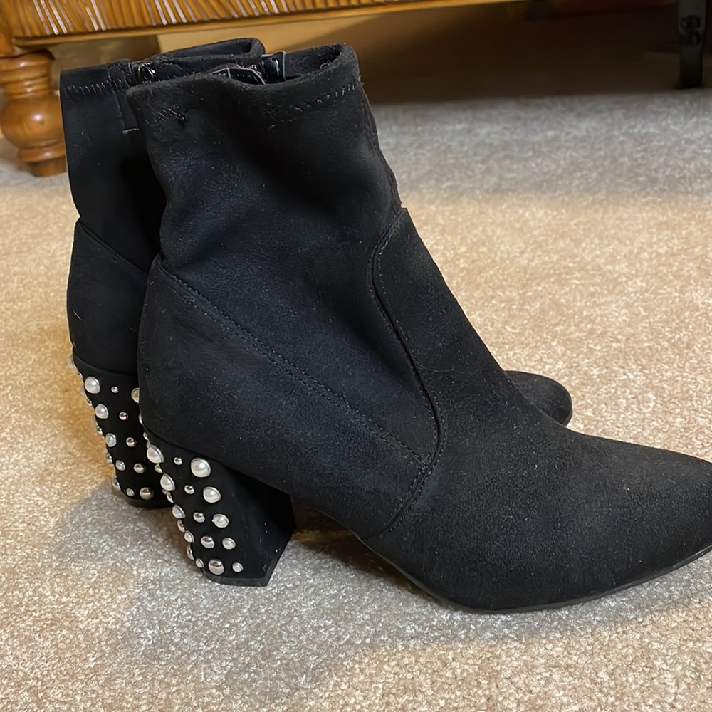Steve Madden Women's Yvette Ankle Bootie